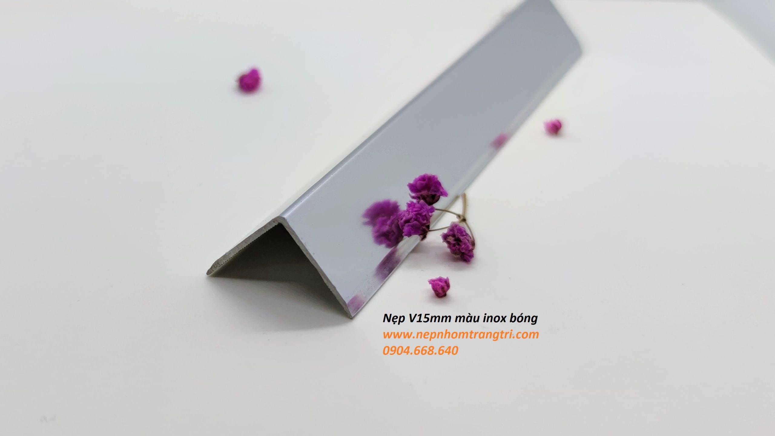 nep-nhom-v15-inox-bong