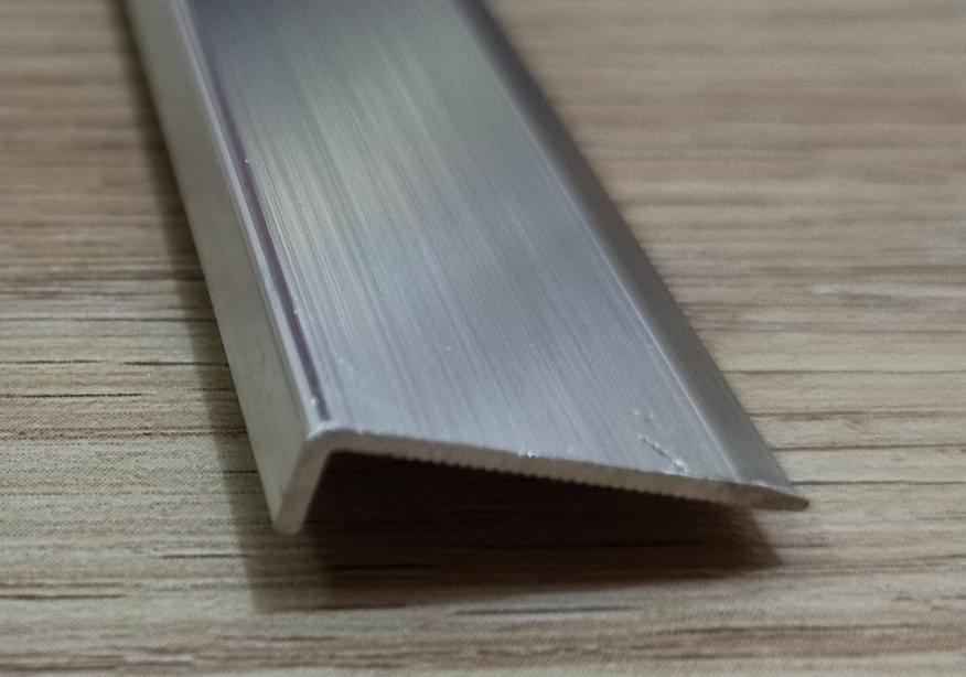 NẸP NHÔM L5x20mm nep L5x20 nhom 1